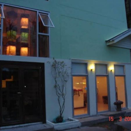 Kaset Guesthouse Банкок Екстериор снимка